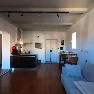 Mount Flower Trastevere Apt Holiday home