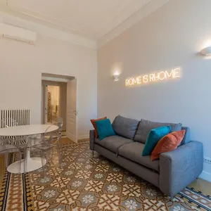 Vintage Ottaviano Apartment
