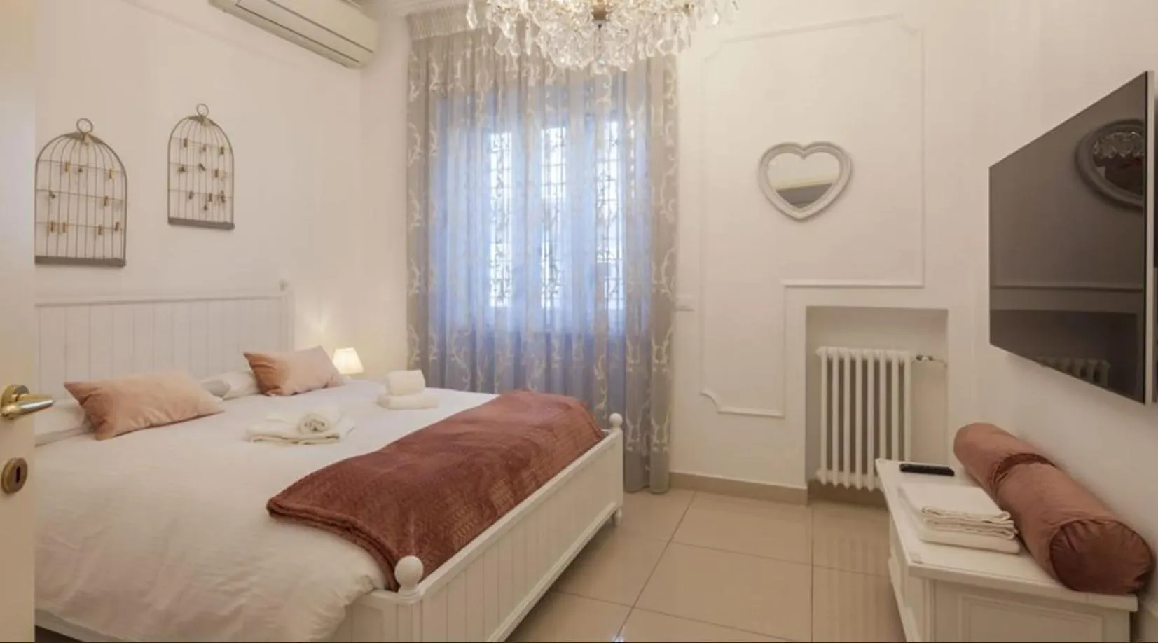Clara'S Home Rom
